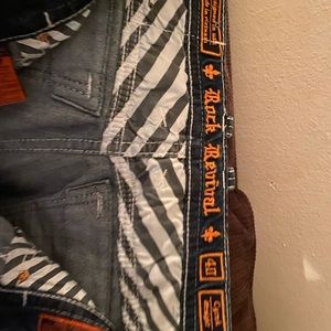 Rock revival pants  in excellent condition size 40